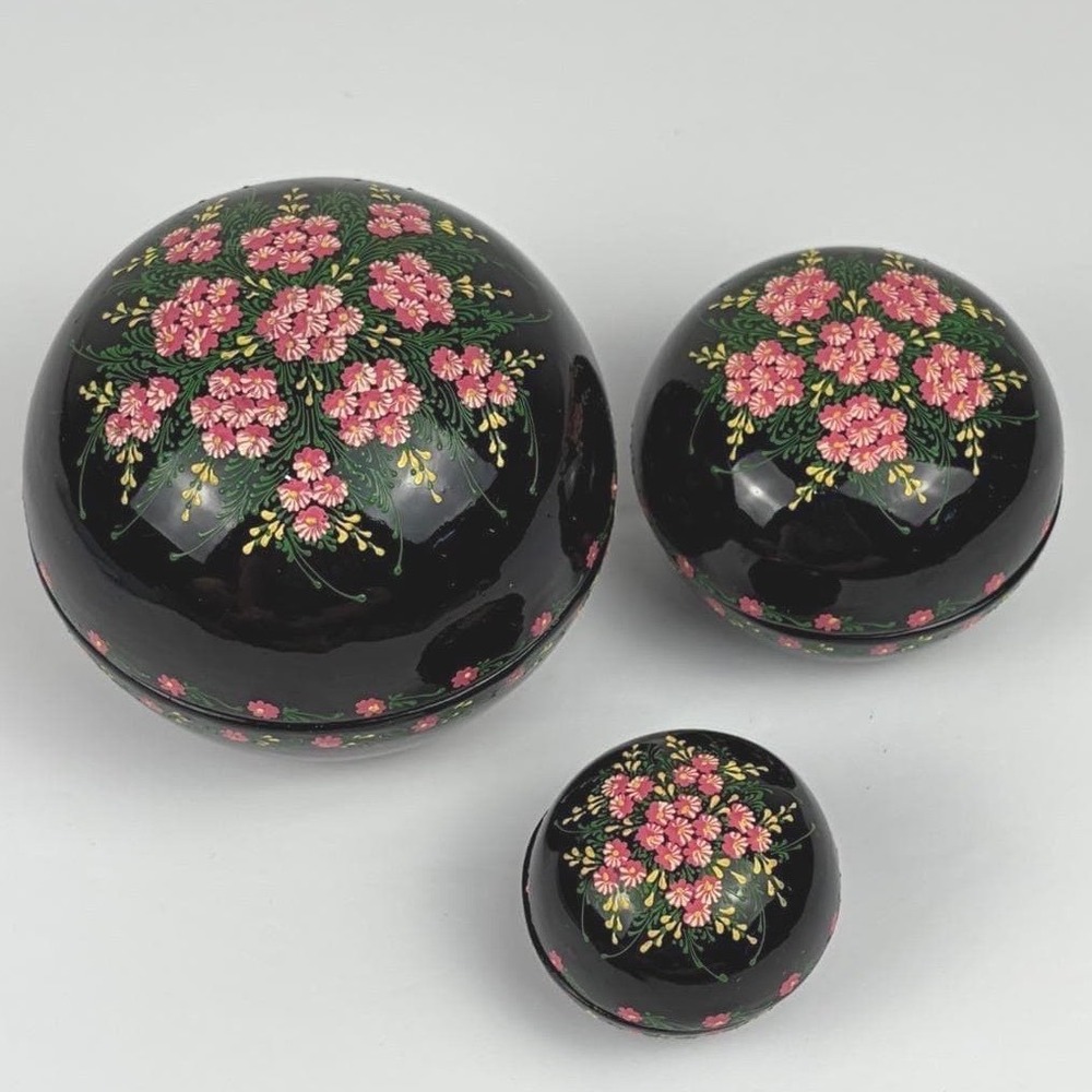 Vintage Lacquer Nesting Spheres 3 Piece Set Black Pink Floral Hand Painted Box